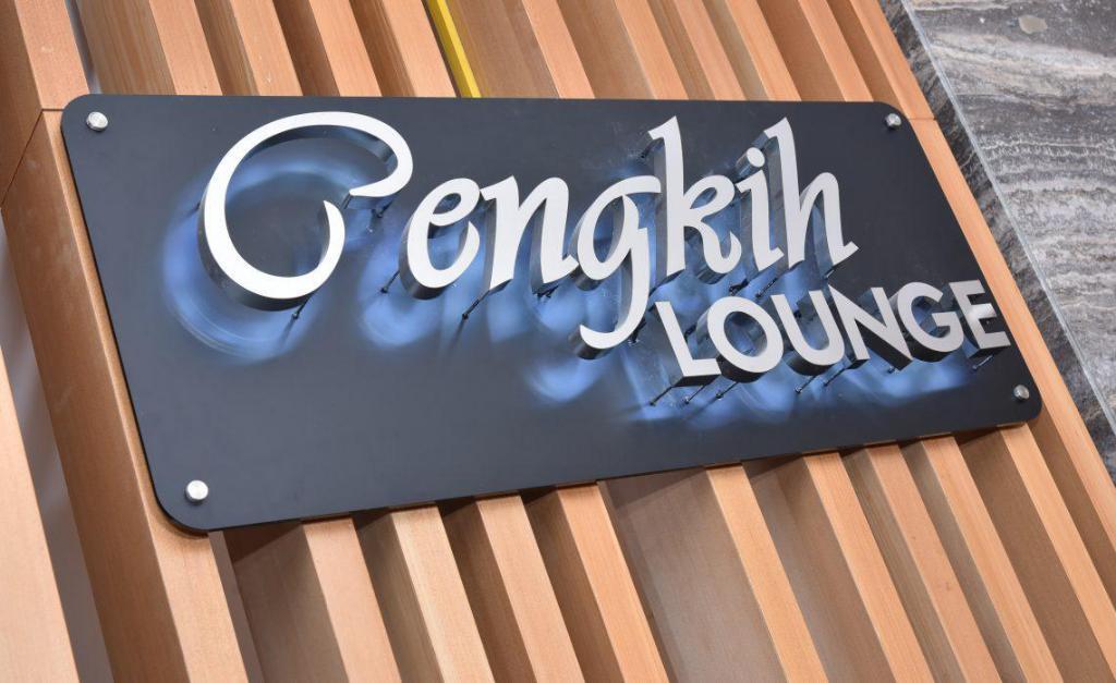 Tenera Hotel بانغي المظهر الخارجي الصورة Penguin Lounge