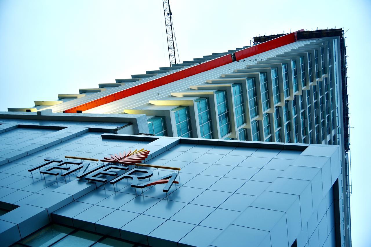 Tenera Hotel بانغي المظهر الخارجي الصورة The 2010 building