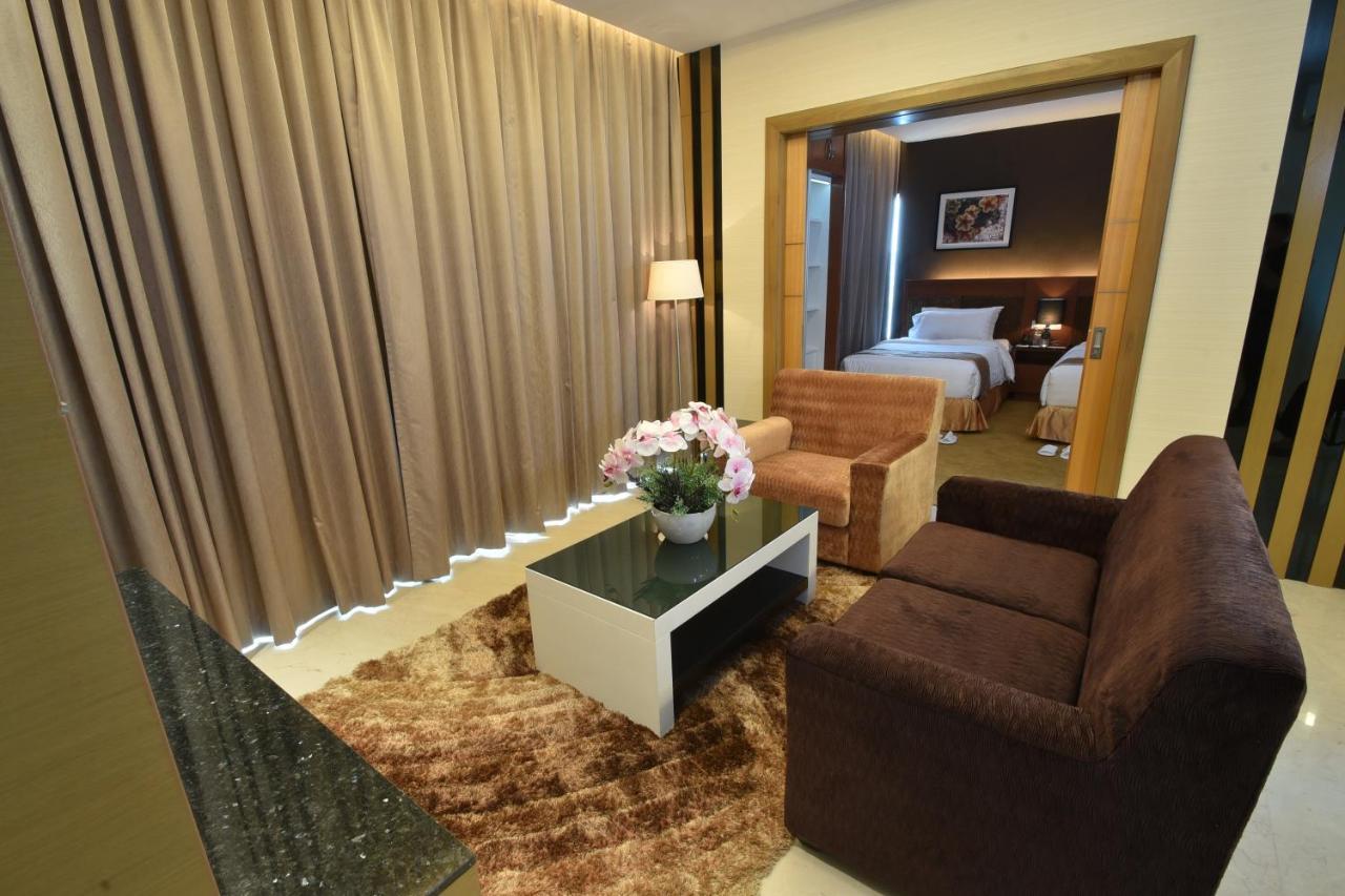 Tenera Hotel بانغي المظهر الخارجي الصورة Suite room